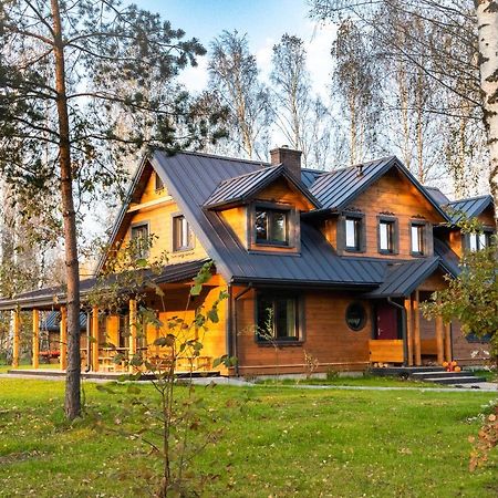 شقة Zubrowe Siolo - Dom Nad Lakami Białowieża المظهر الخارجي الصورة